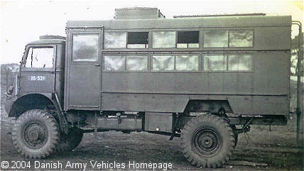 Bedford QLC, 4 x 4, 12V  (Side view, left side)