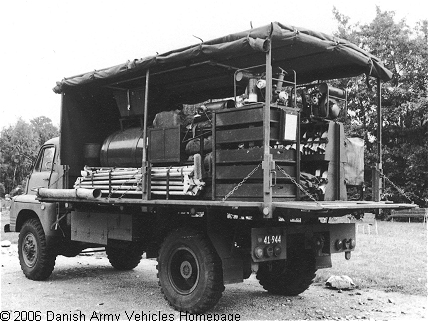 Bedford RLE, 4 x 4, 12 V (Rear view, left side)