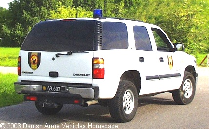 Chevrolet Tahoe, 4 x 4, 12V (Rear view, right side)