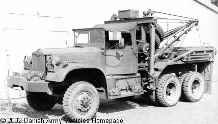 Diamond T 969A, wrecker, 6 x 6, 6V (Front view, left side)