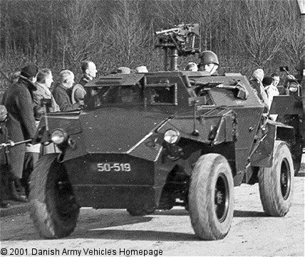 Humber Mk I, 4 x 4, 12V (Front view, left side)