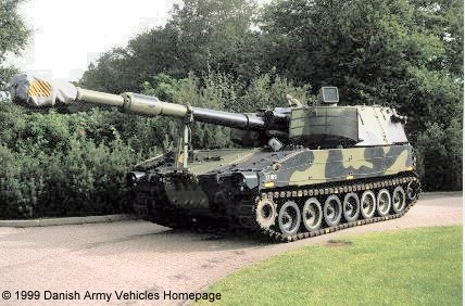 M109 A3 (Front view, left side)