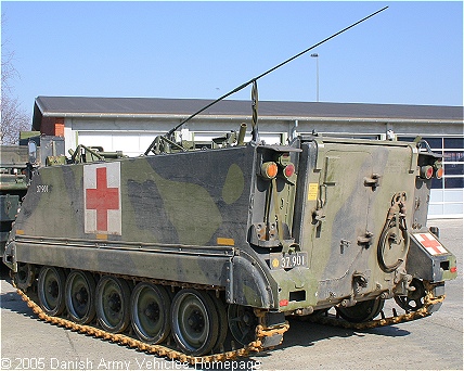 M113 Ambulance (Rear view, left side)