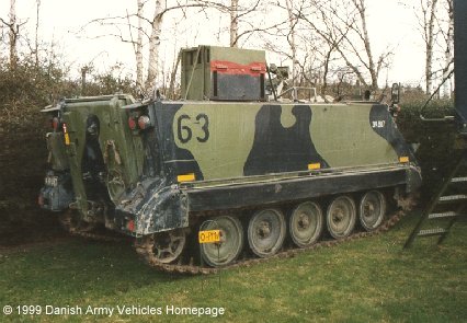 M113 Command Post (Rear view, right side)