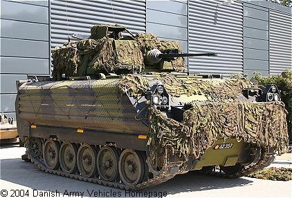 M113A2 Mk I DK (Front view, right side)