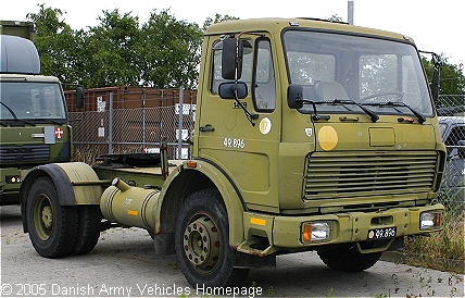 Mercedes 1419S/32, 4 x 2, 24V, D (Front view, right side)