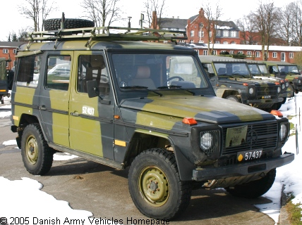 Mercedes 240 GD/28, 4 x 4, 24V, D (front view, right side)