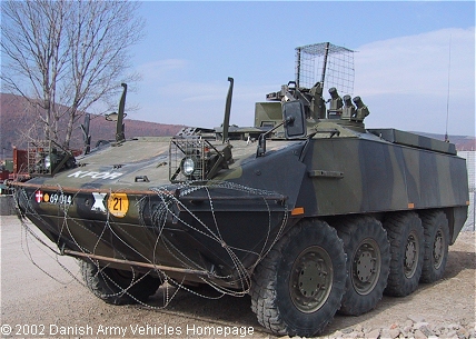 Mowag Piranha III, 8 x 8, 24V, D (Front view, left side)