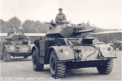 Staghound Mk III, 4 x 4, (Front view, right side)