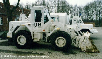 Caterpillar 950 wheeled loader (Side view, right side)