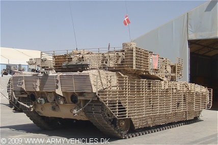 Leopard 2A5 DK (Rear view, right side)