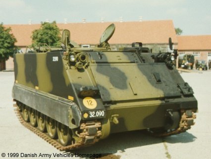 M113 (Front view, right side)