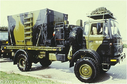 Magirus 110 - 16, 4 x 4, 24 V, D (Front view, right side)