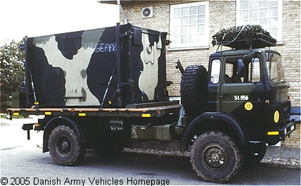 Magirus 110 - 16, 4 x 4, 24 V, D (Front view, right side)