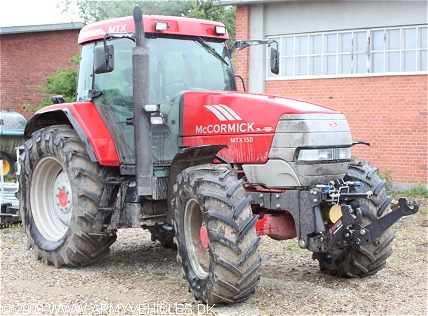 McCormick MTX 150 (Front view, right side)