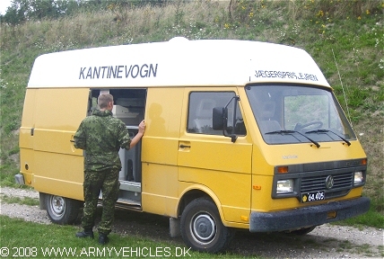 VW LT35, 4 x 2, 12 V, D (Front view, right side)